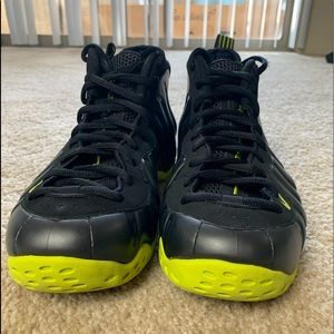 NIKE FOAMPOSITES CACTUS